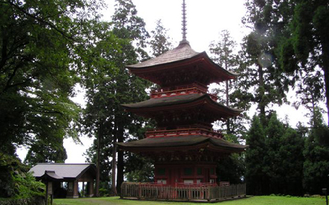 名草神社 三重塔